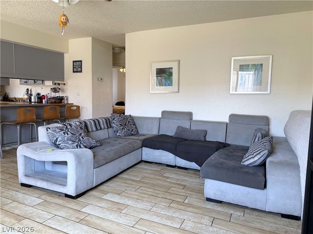 4300 North Lamont Street 236, Las Vegas, NV 89115