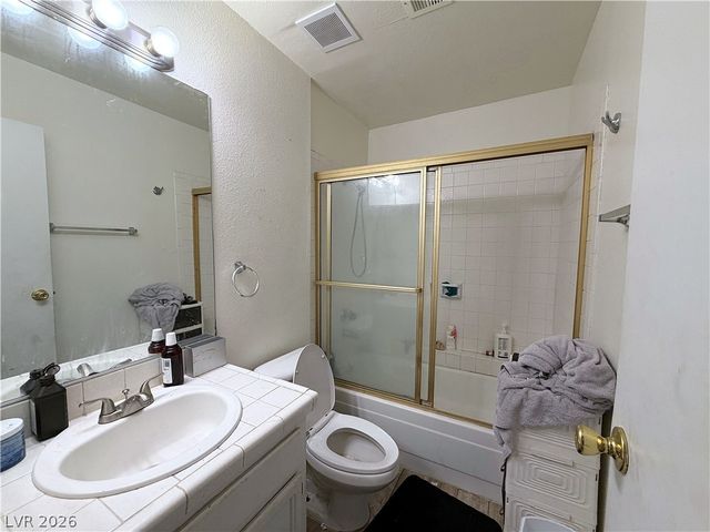 4300 North Lamont Street 236, Las Vegas, NV 89115