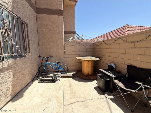 4300 North Lamont Street 236, Las Vegas, NV 89115