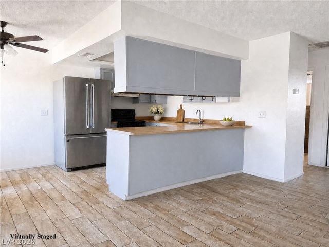 4300 North Lamont Street 236, Las Vegas, NV 89115