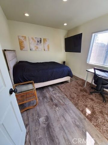 1067 N Norman Court, Long Beach, CA 90813