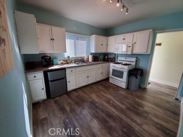 1067 N Norman Court, Long Beach, CA 90813