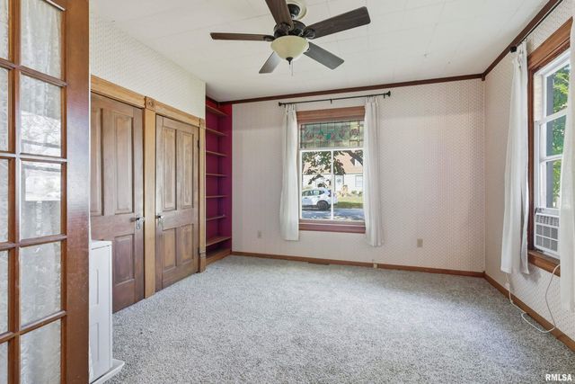 1322 27TH Avenue, Moline, IL 61265