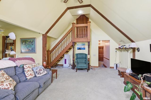 1322 27TH Avenue, Moline, IL 61265