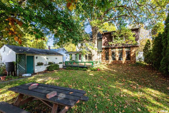 1322 27TH Avenue, Moline, IL 61265