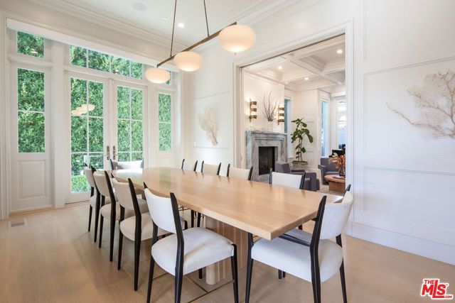 1580 Sorrento Drive, Pacific Palisades (los Angeles), CA 90272