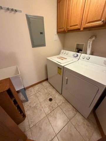 16001 S 88th Avenue 202, Orland Park, IL 60462