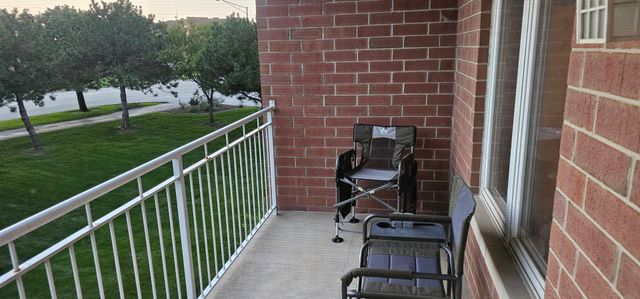 16001 S 88th Avenue 202, Orland Park, IL 60462