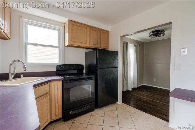 1406 W River Park Drive, Inkster, MI 48141