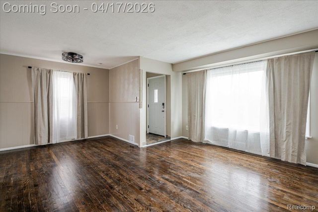 1406 W River Park Drive, Inkster, MI 48141