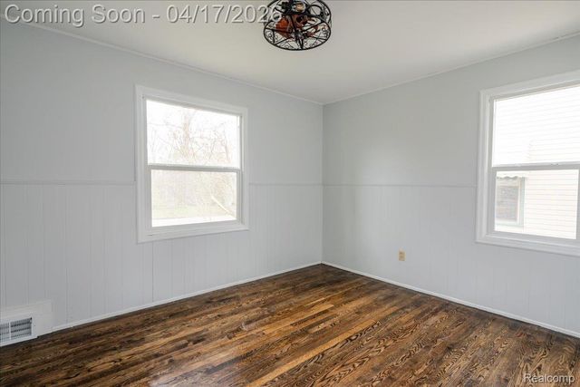 1406 W River Park Drive, Inkster, MI 48141