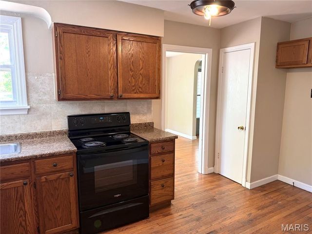 17042 Manchester Road, Wildwood, MO 63040