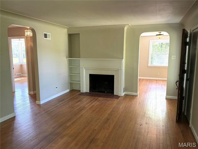 17042 Manchester Road, Wildwood, MO 63040