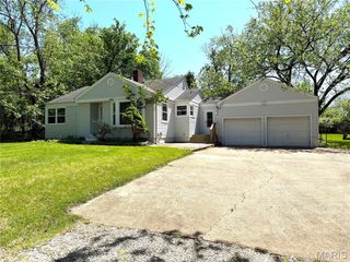 17042 Manchester Road, Wildwood, MO 63040