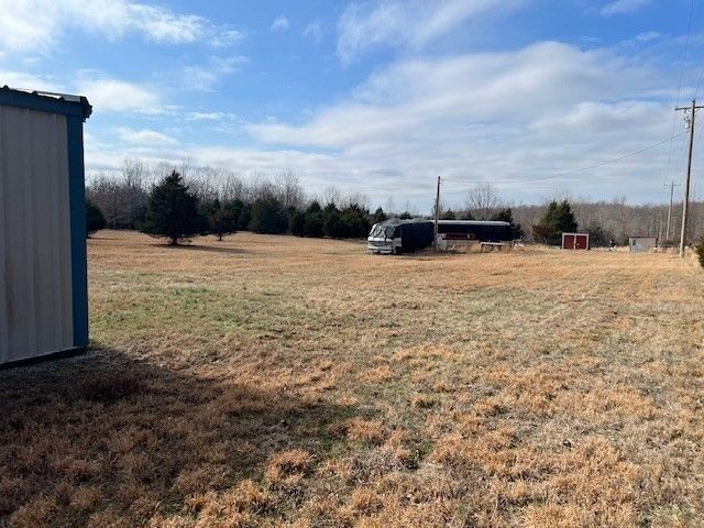 2340 Turkeytown Rd, Hilham, TN 38568