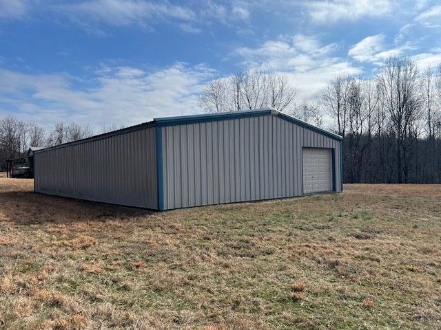 2340 Turkeytown Rd, Hilham, TN 38568