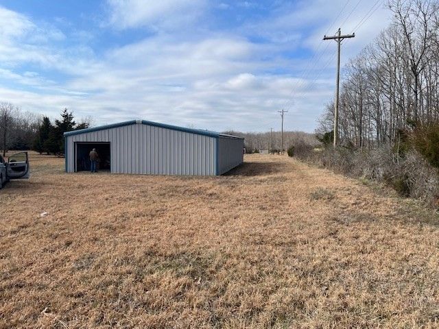 2340 Turkeytown Rd, Hilham, TN 38568