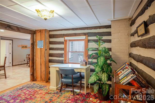 2506 Anders Drive, Hendersonville, NC 28791