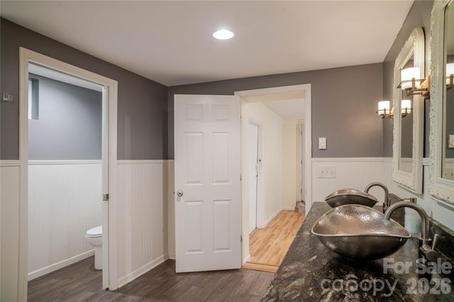 2506 Anders Drive, Hendersonville, NC 28791