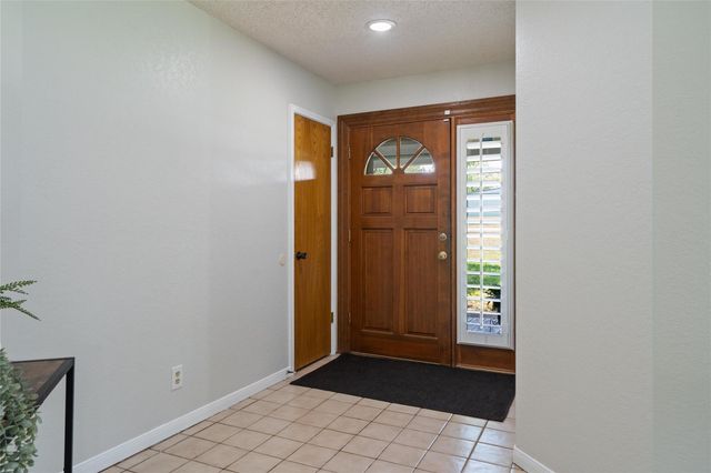 6448 River Oaks DR, Kingsland, TX 78639