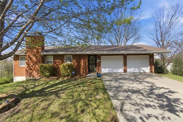 3232 N Forest Avenue, Kansas City, MO 64116