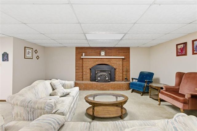 3232 N Forest Avenue, Kansas City, MO 64116