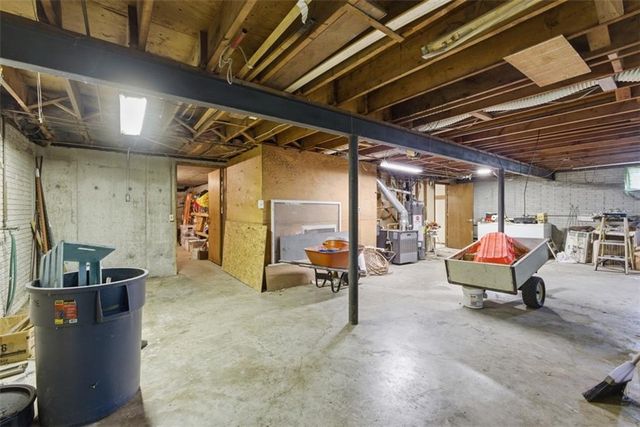 3232 N Forest Avenue, Kansas City, MO 64116