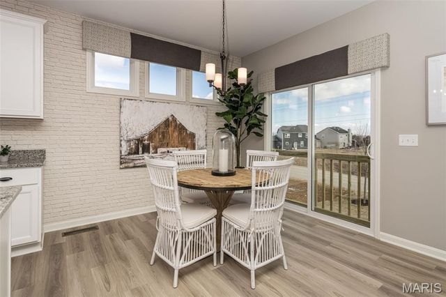 3043 Eagle Branch Circle, St Paul, MO 63366