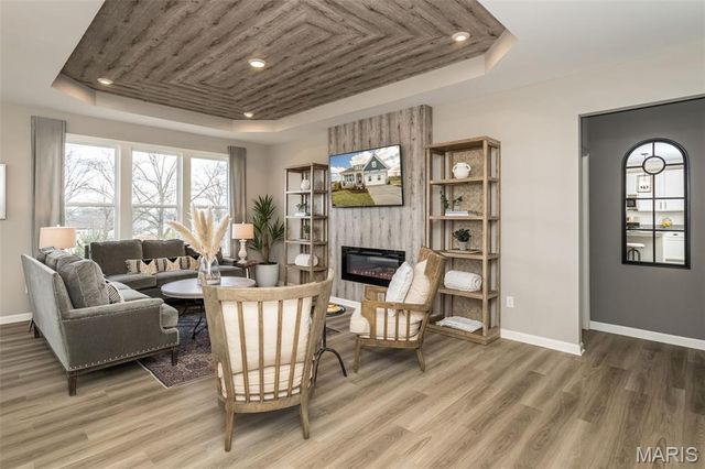 3043 Eagle Branch Circle, St Paul, MO 63366