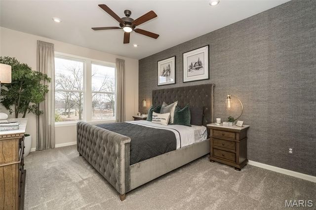 3043 Eagle Branch Circle, St Paul, MO 63366