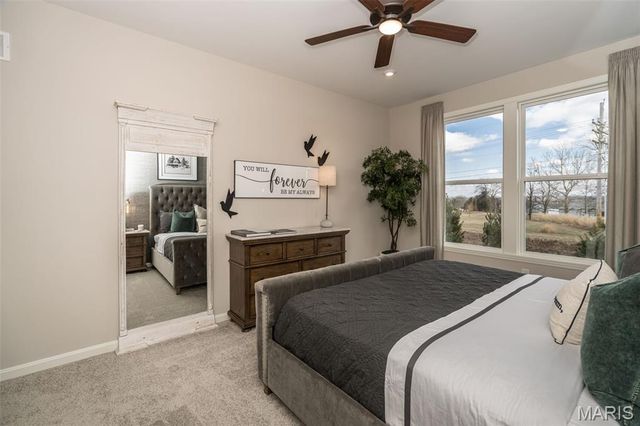 3043 Eagle Branch Circle, St Paul, MO 63366