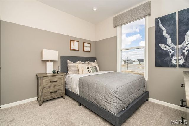 3043 Eagle Branch Circle, St Paul, MO 63366