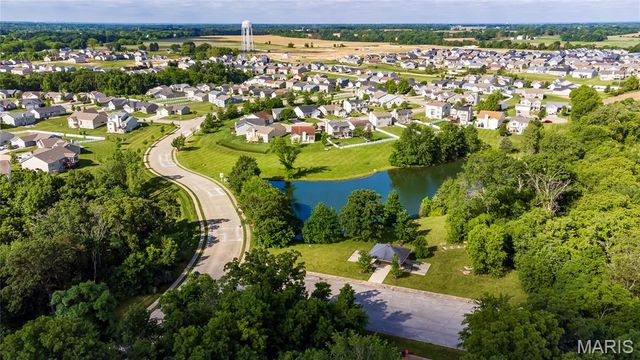 3043 Eagle Branch Circle, St Paul, MO 63366