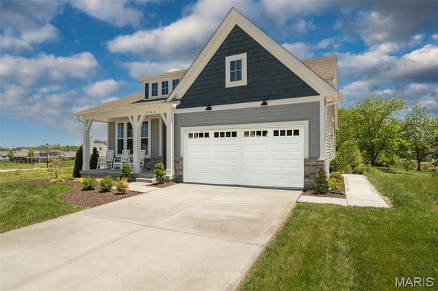 3043 Eagle Branch Circle, St Paul, MO 63366