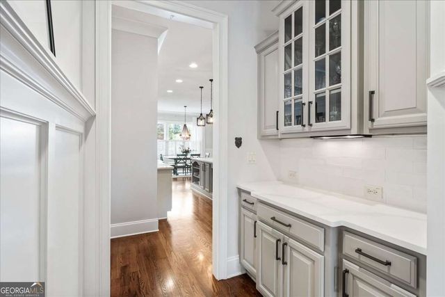 657 Dunbrody Drive, Milton, GA 30004