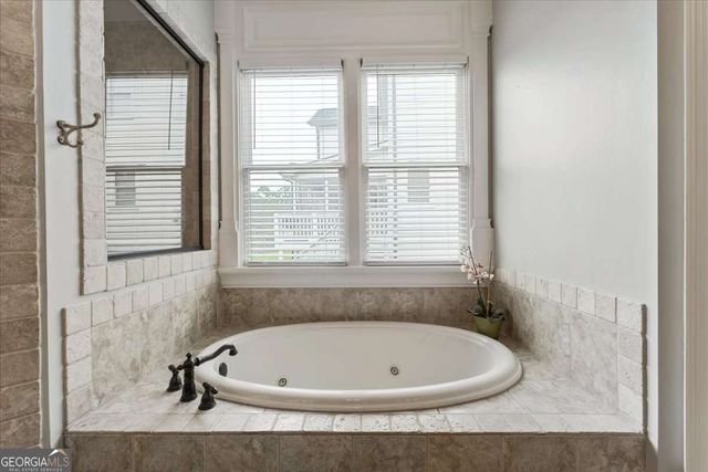 657 Dunbrody Drive, Milton, GA 30004