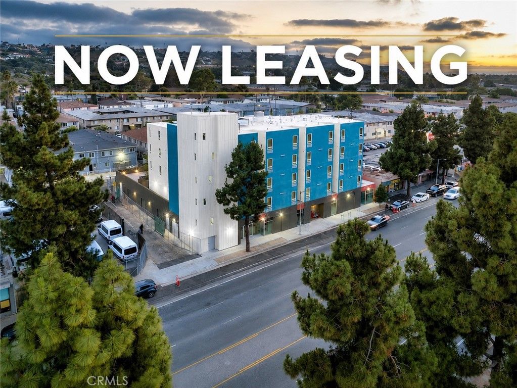 4008 W Martin Luther King Jr. Boulevard 1, Los Angeles, CA 90008