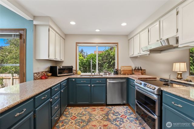 1407 289th Place, Federal Way, WA 98003
