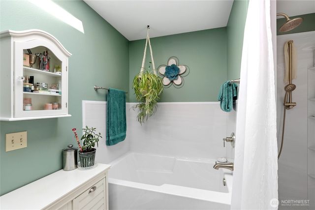 1407 289th Place, Federal Way, WA 98003