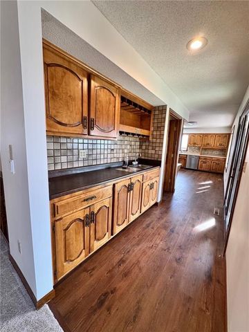 1410 Grandview Drive, Warrensburg, MO 64093