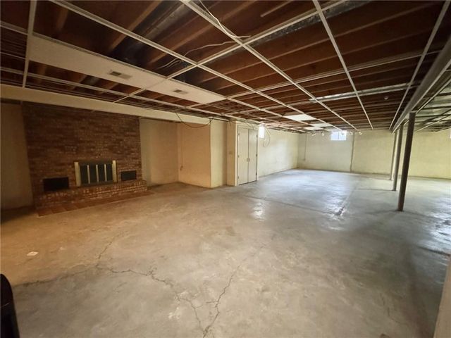 1410 Grandview Drive, Warrensburg, MO 64093