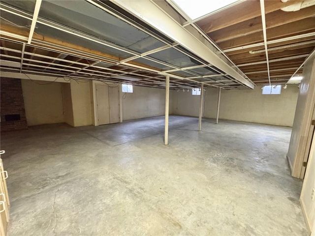 1410 Grandview Drive, Warrensburg, MO 64093