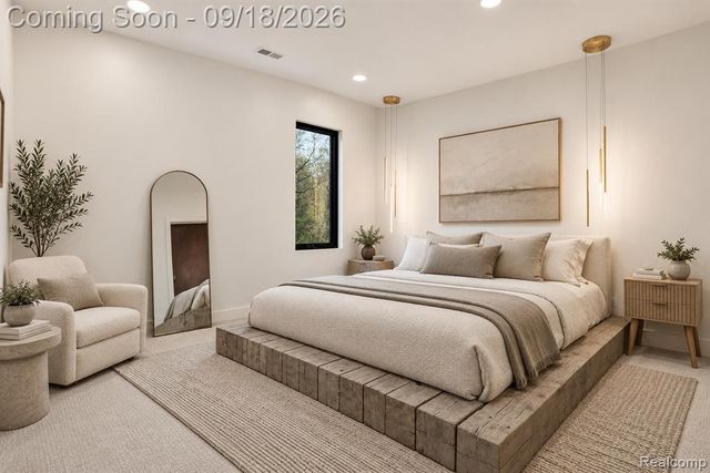 1715 Lone Pine Road, Bloomfield Hills, MI 48302