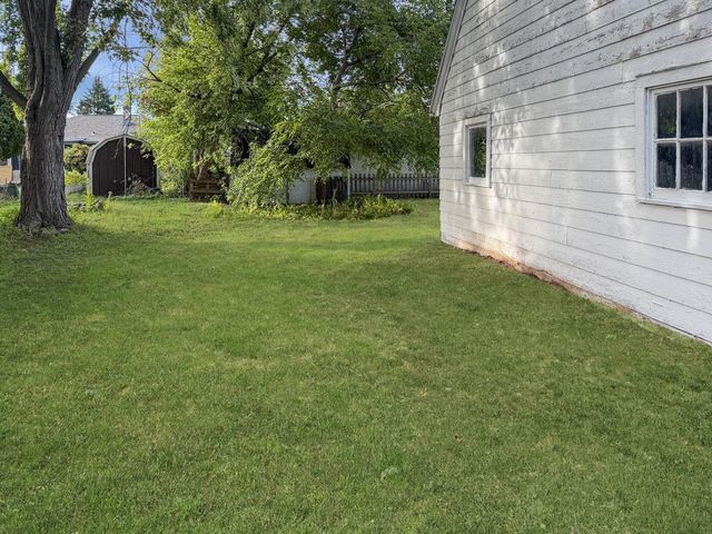 1729 W ROGERS AVENUE, Appleton, WI 54914
