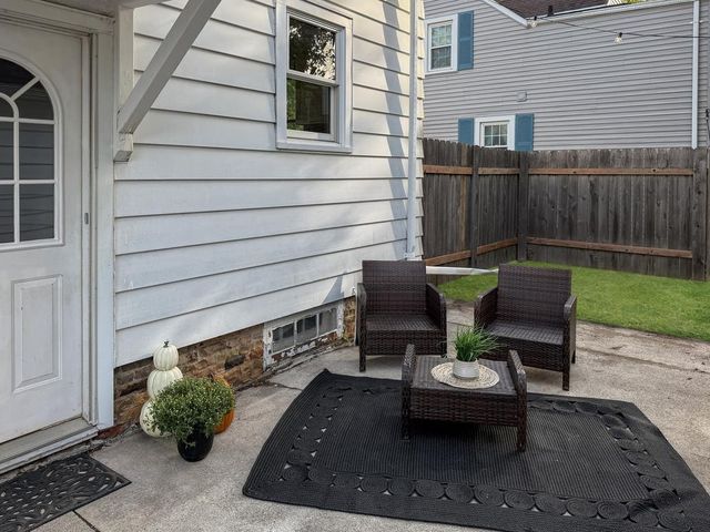 1729 W ROGERS AVENUE, Appleton, WI 54914