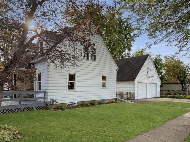 1729 W ROGERS AVENUE, Appleton, WI 54914