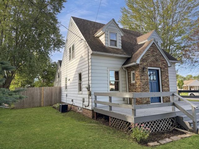 1729 W ROGERS AVENUE, Appleton, WI 54914