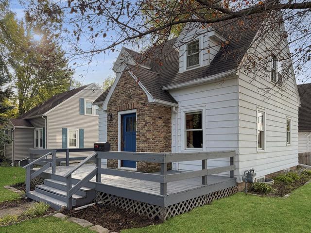 1729 W ROGERS AVENUE, Appleton, WI 54914