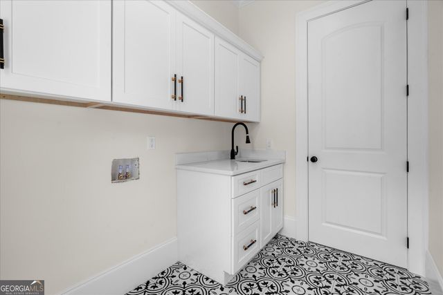 5265 Brookhollow Drive, Douglasville, GA 30135