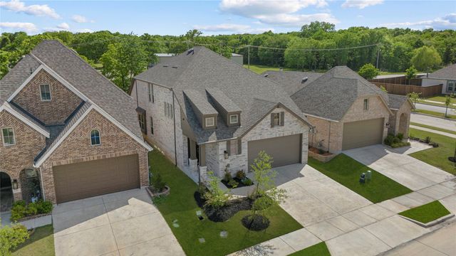 3906 Southbend Drive, Denison, TX 75020